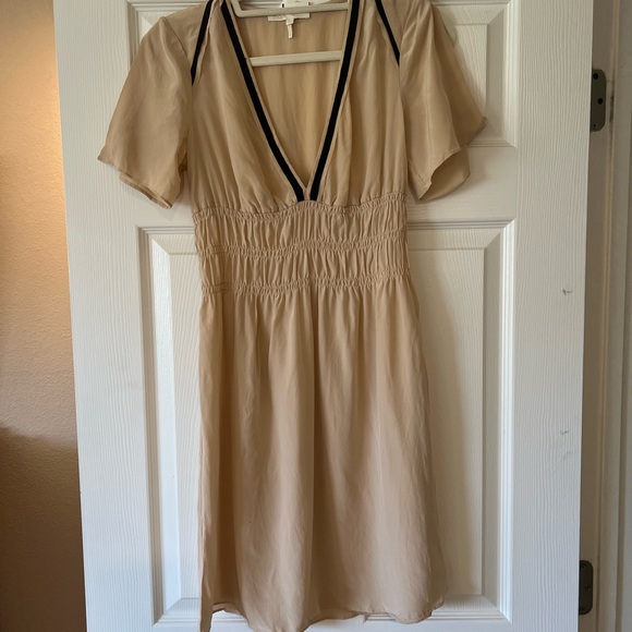 Maje 100% silk dress SOLD - Picture 2 of 8